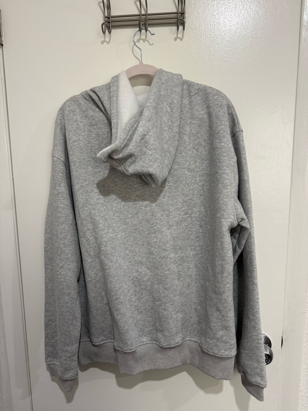 White fox hoodie - Picture 4 of 4
